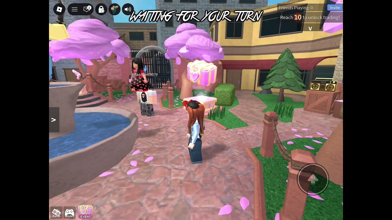 PLAYING MM2 ON AN ALT ACCOUNT ( sry abt the cover I can’t make thumbnails at the moment )