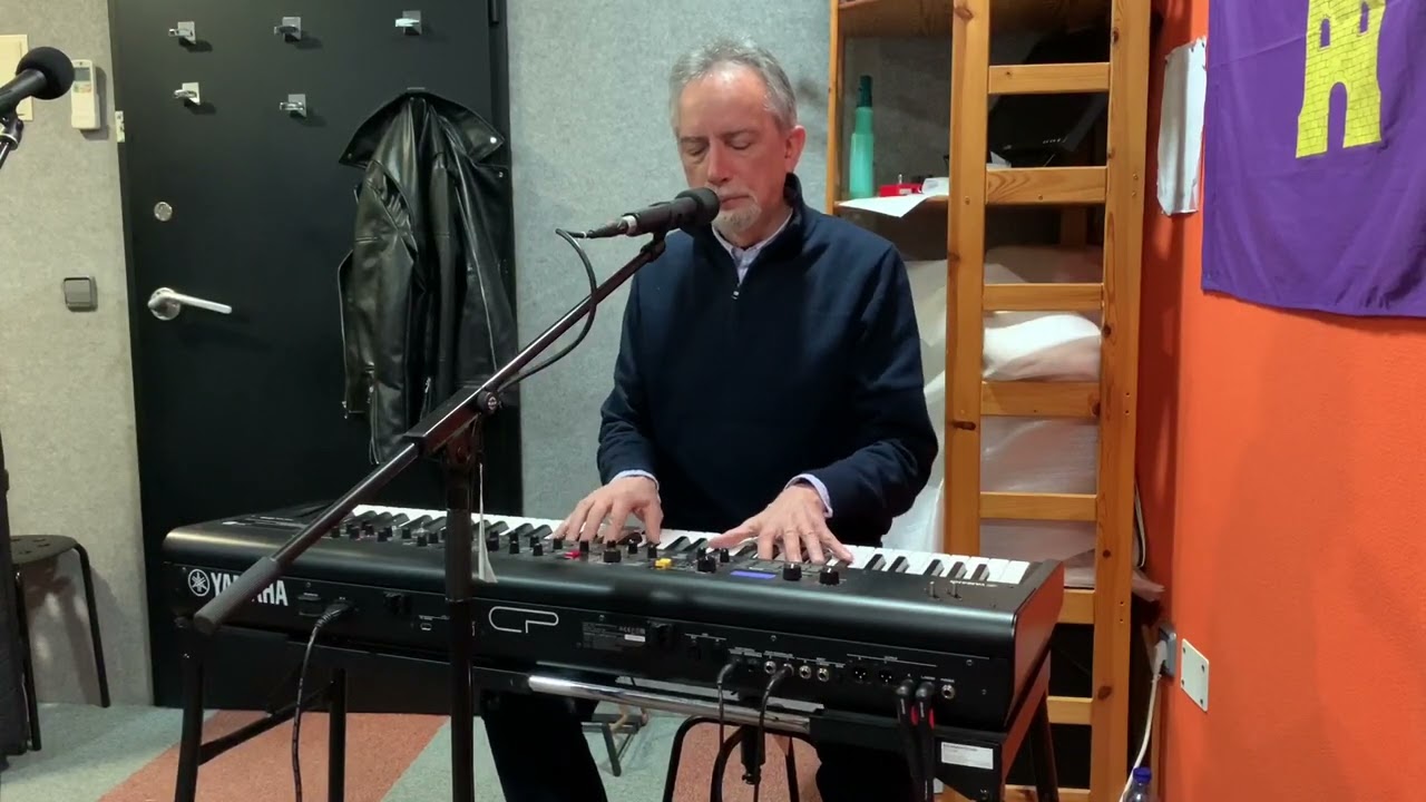 With a little help from my friends - Beatles cover from Sgt. Pepper’s album