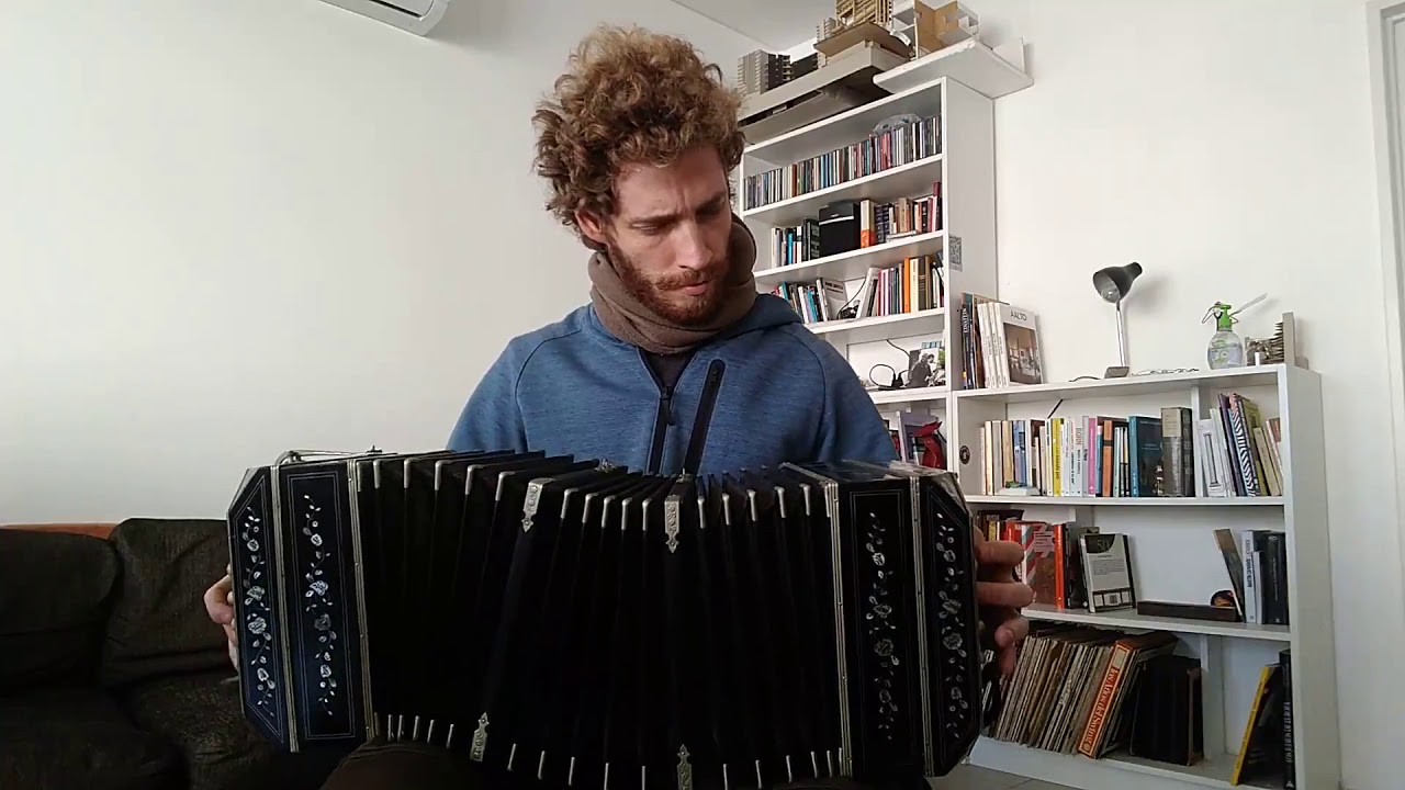 Preludio II Do menor de  J  S  Bach en bandoneón