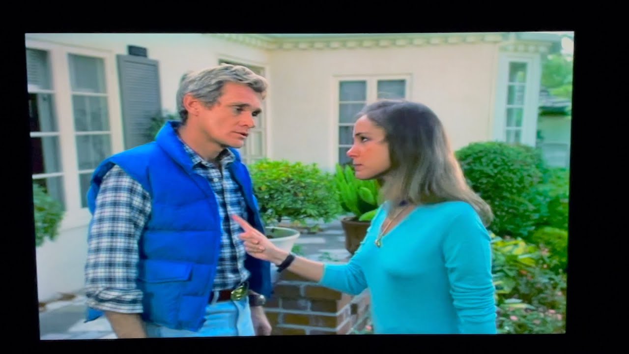 Dynasty: Matthew gives Claudia a car 🚙.