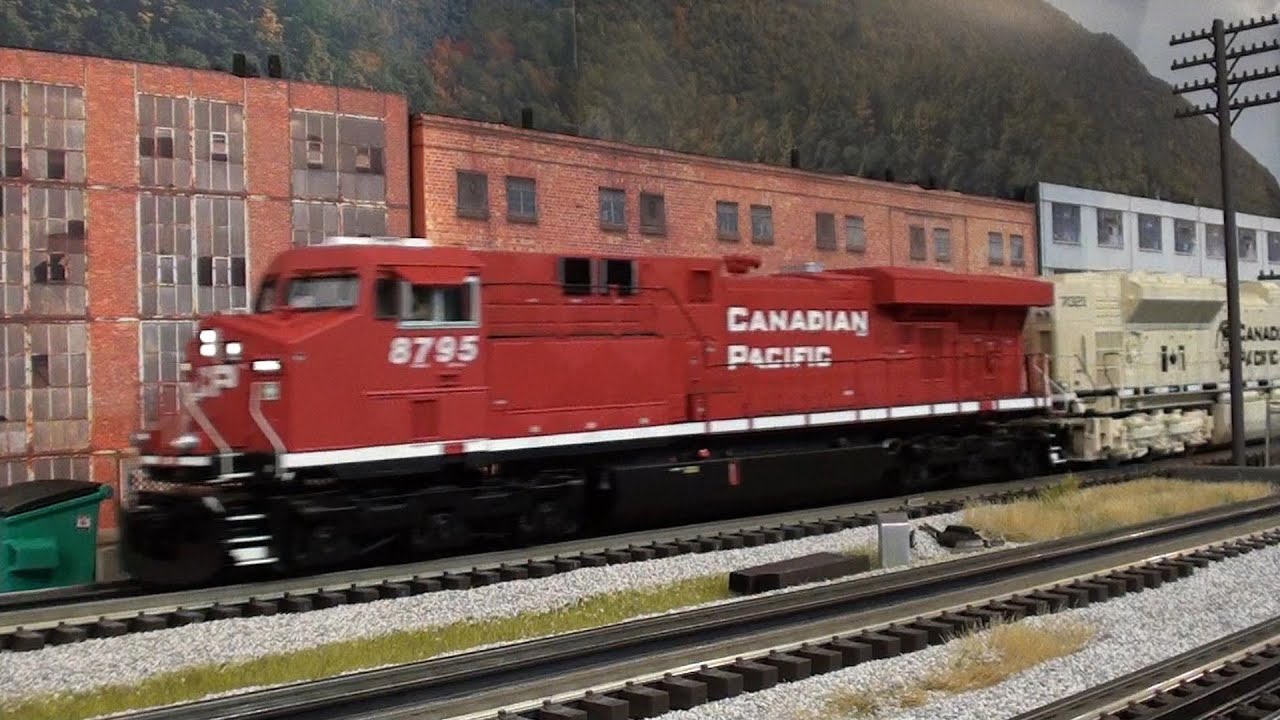 O Gauge Trains: Watch Virtual Rail-fanning Action! Volume 71