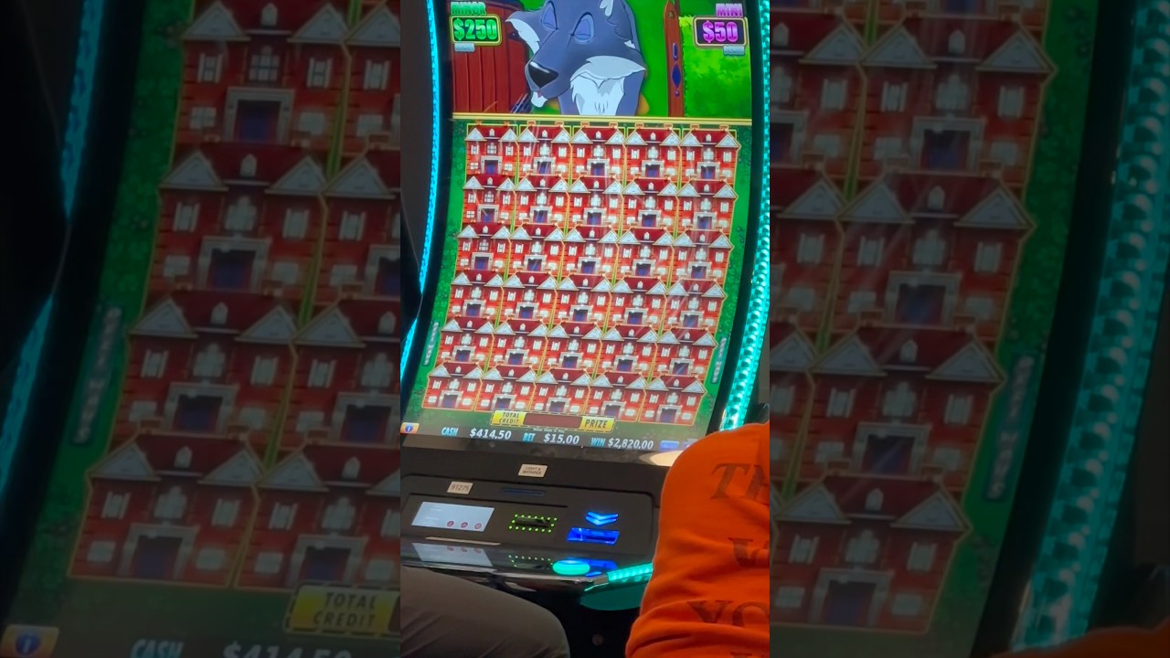 Massive Full Screen of Mansions Jackpot Hand Pay! Huff N Even More Puff Slot Machine!