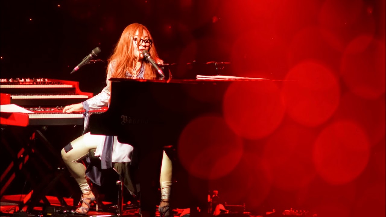 Tori Amos - Crucify (Live in St. Paul 2017)