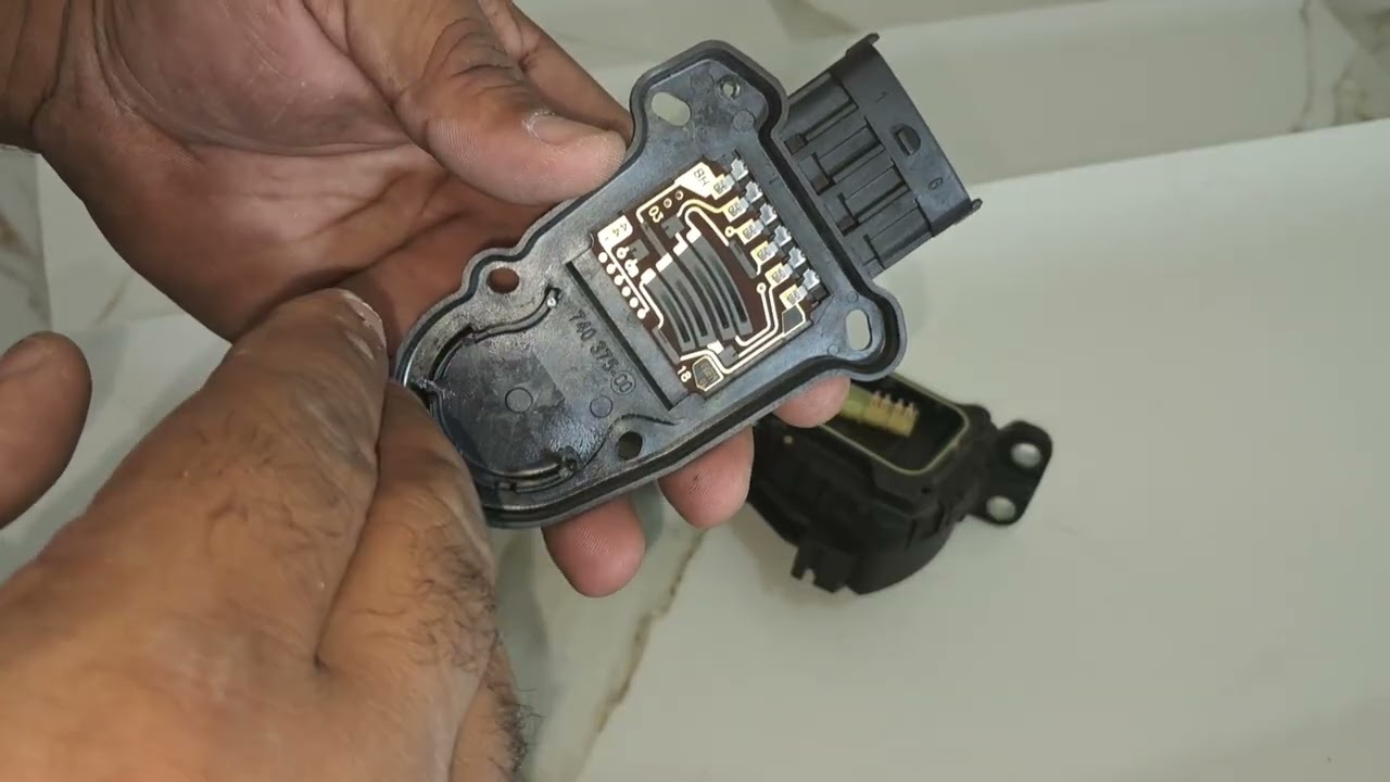 Sensor Pedal do Acelerador Eletrônico com Defeito Sintomas que seu Carro Pode Apresentar