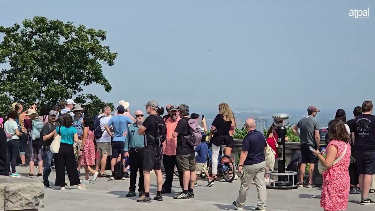Mount Royal, Montreal ⛰️ | The Best View of the City!