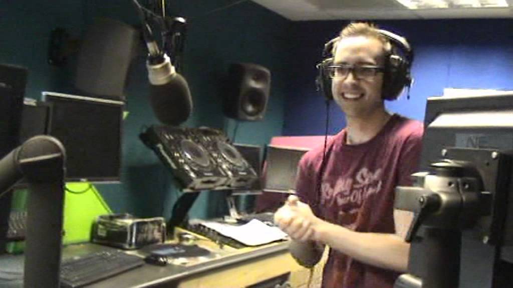 Will Cozens dances with Alexis Jordan
