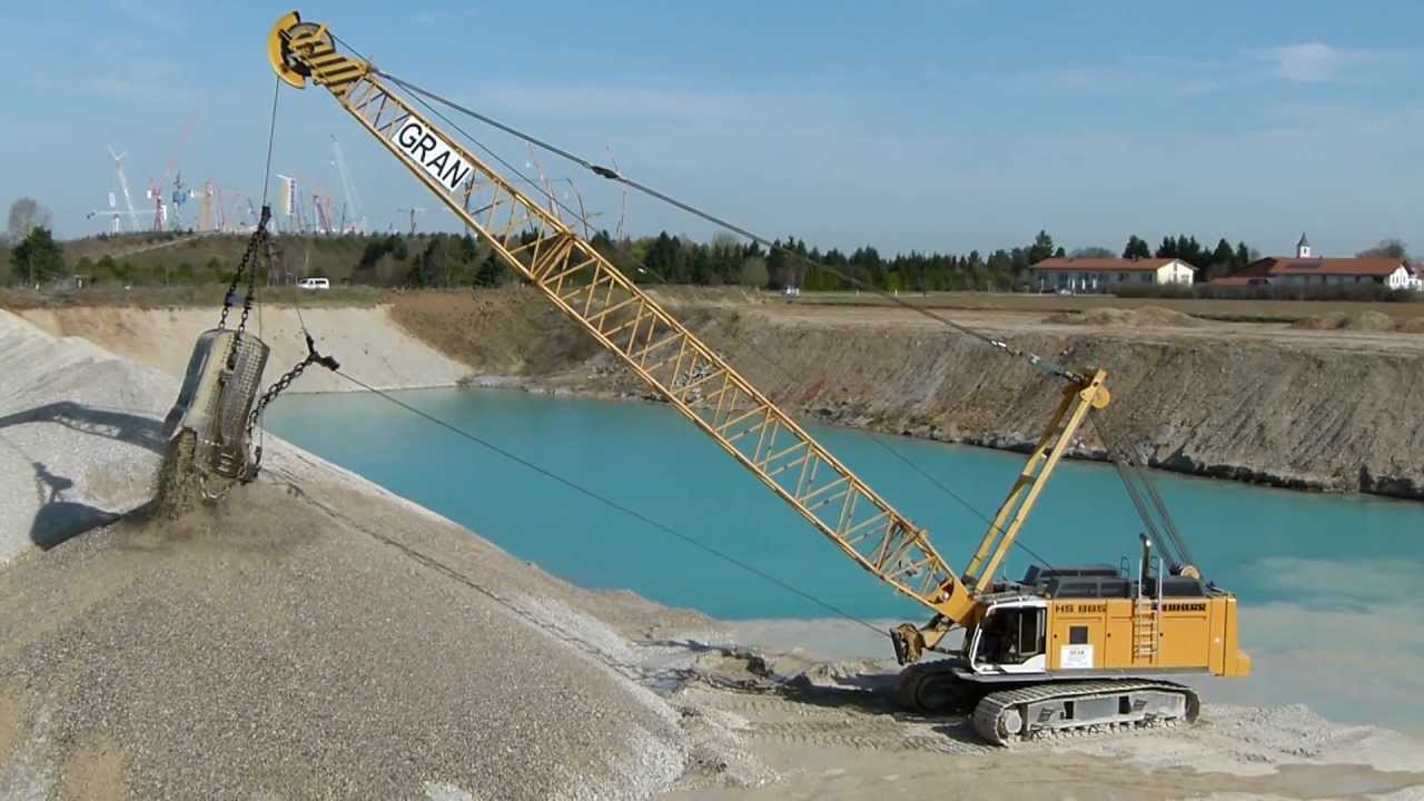 Kiesgewinnung mit Liebherr HS885 der Fa. Seilbagger Gran