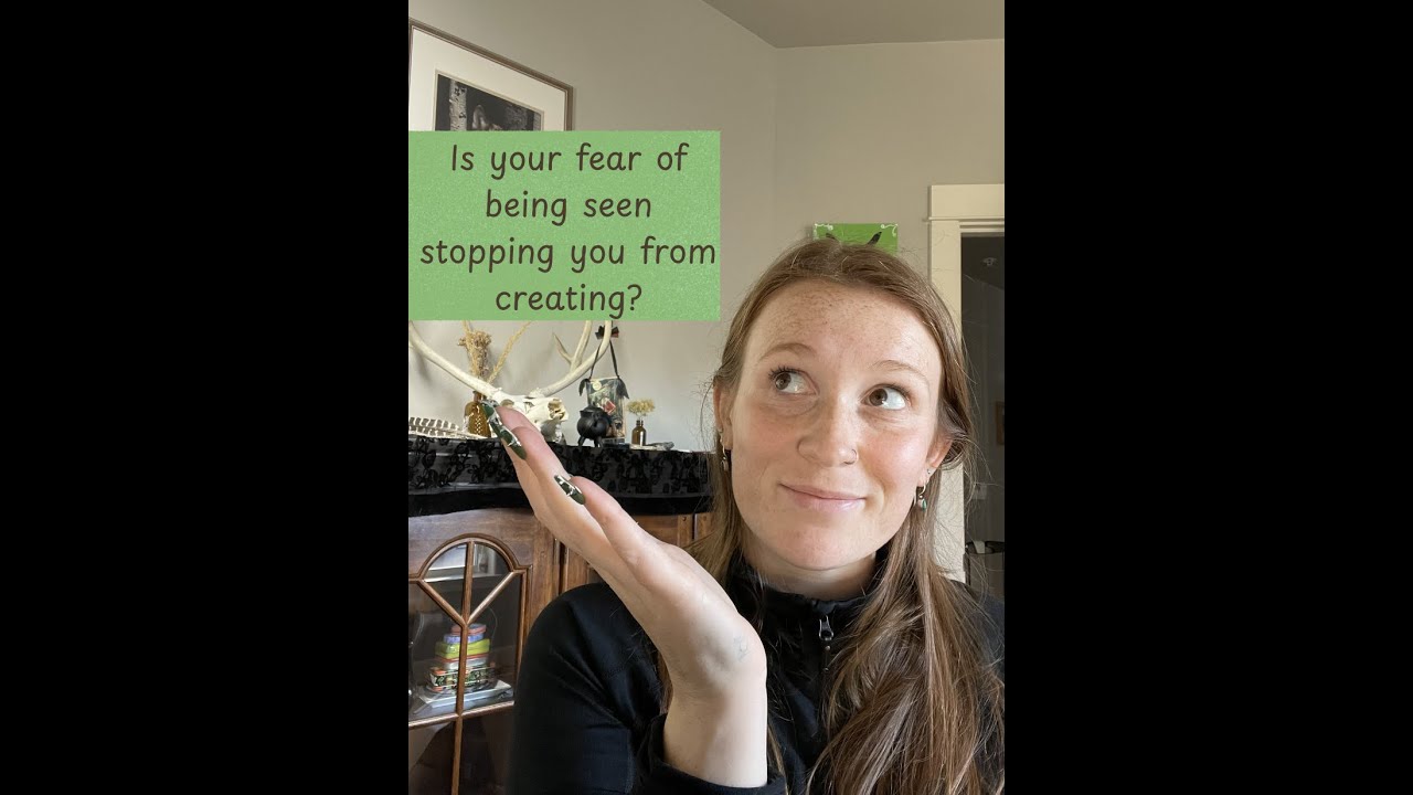 How I overcame my fear of being seen and started posting content (tips from a beginner youtuber) 💕🤓