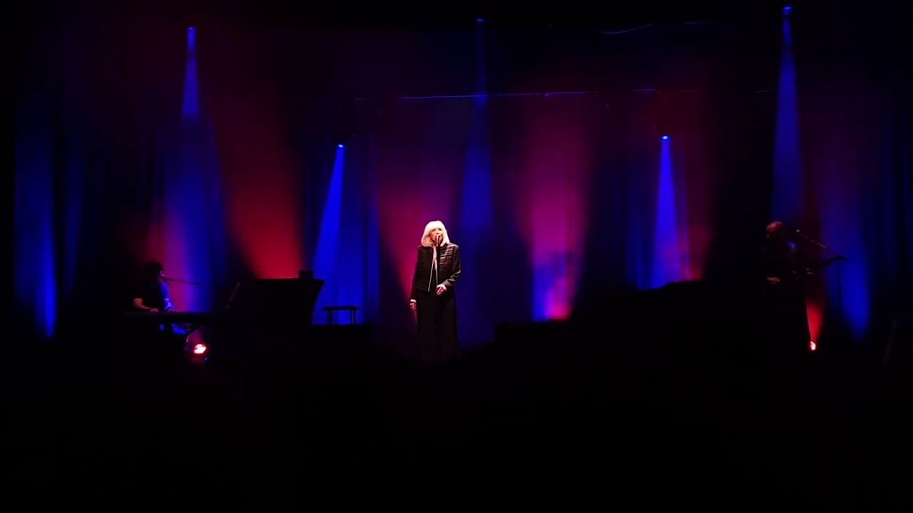 Michele Torr Un Enfant c'est comme ça