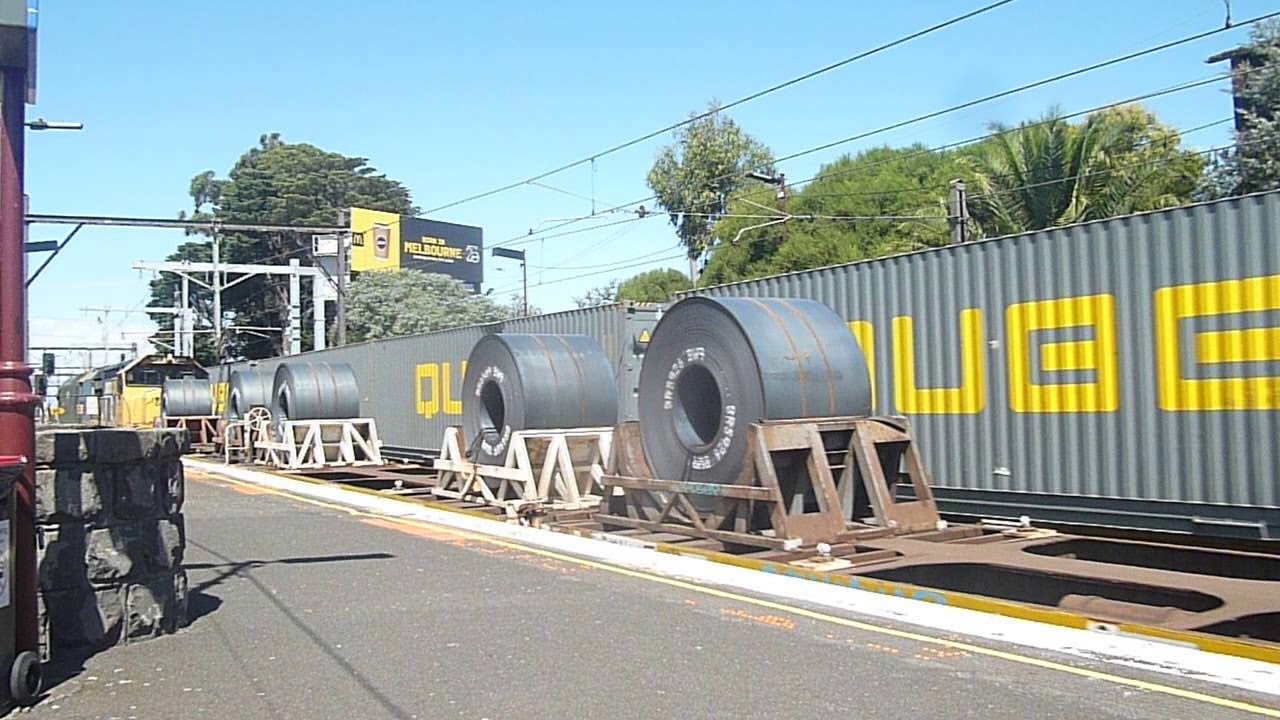 Maryvale Paper Train crossing Long Island Steel - Malvern 05/03/2018