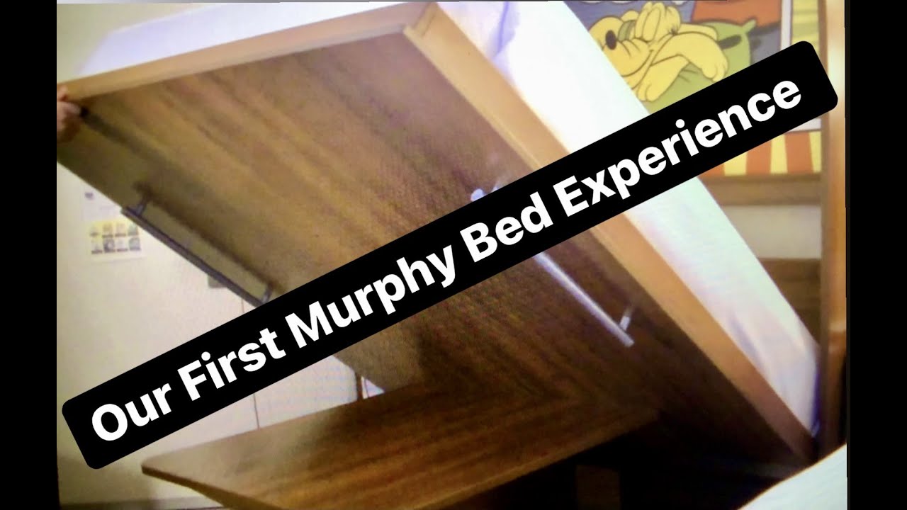 Pop Century 2134 Room Review, Our First Murphy Bed!!