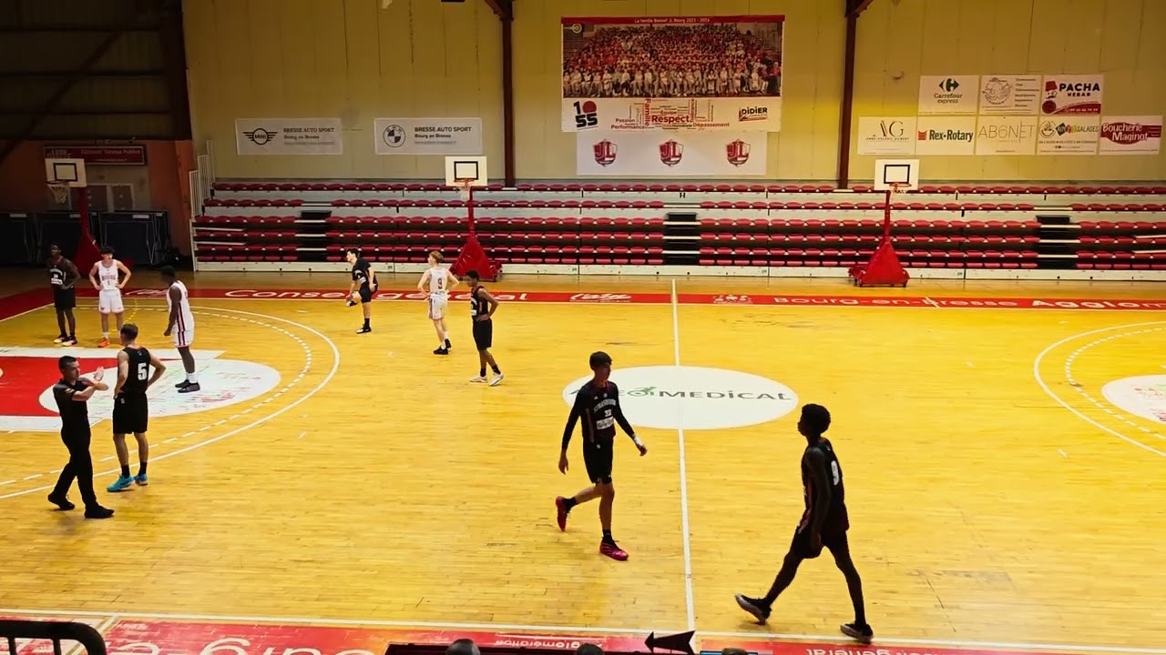 Basket U18 Elite SIG @ JL Bourg - J5 - 1er QT