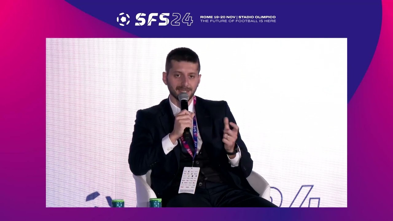 SFS 24 panel - How fans will look like in the future by Deloitte