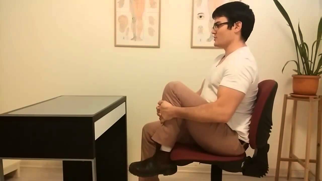 מתיחות לגב תחתון - תרגילים לכאבי גב תחתון, לביצוע במשרד או בעבודה