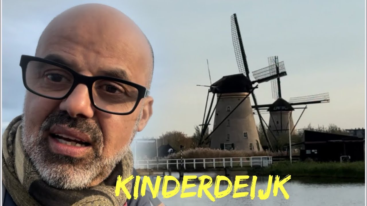 مدينة Kinderdijk في هولندا محفوظة من اليونيسكو . 