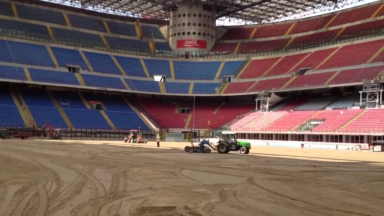 San Siro sottofondo per l'erba ibrida - background for hybrid grass