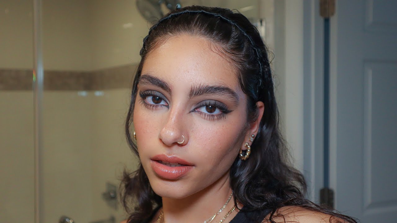 Attempting Dark Eyeshadow Glam with No Foundation