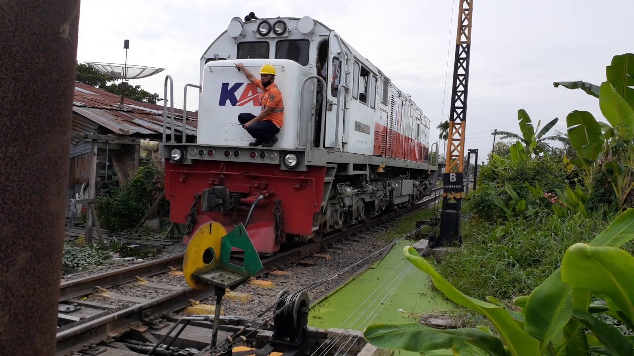 CC 201 89 04 MDN Langsiran Di Stasiun Tanjung Balai & Menggunakan Logo Baru