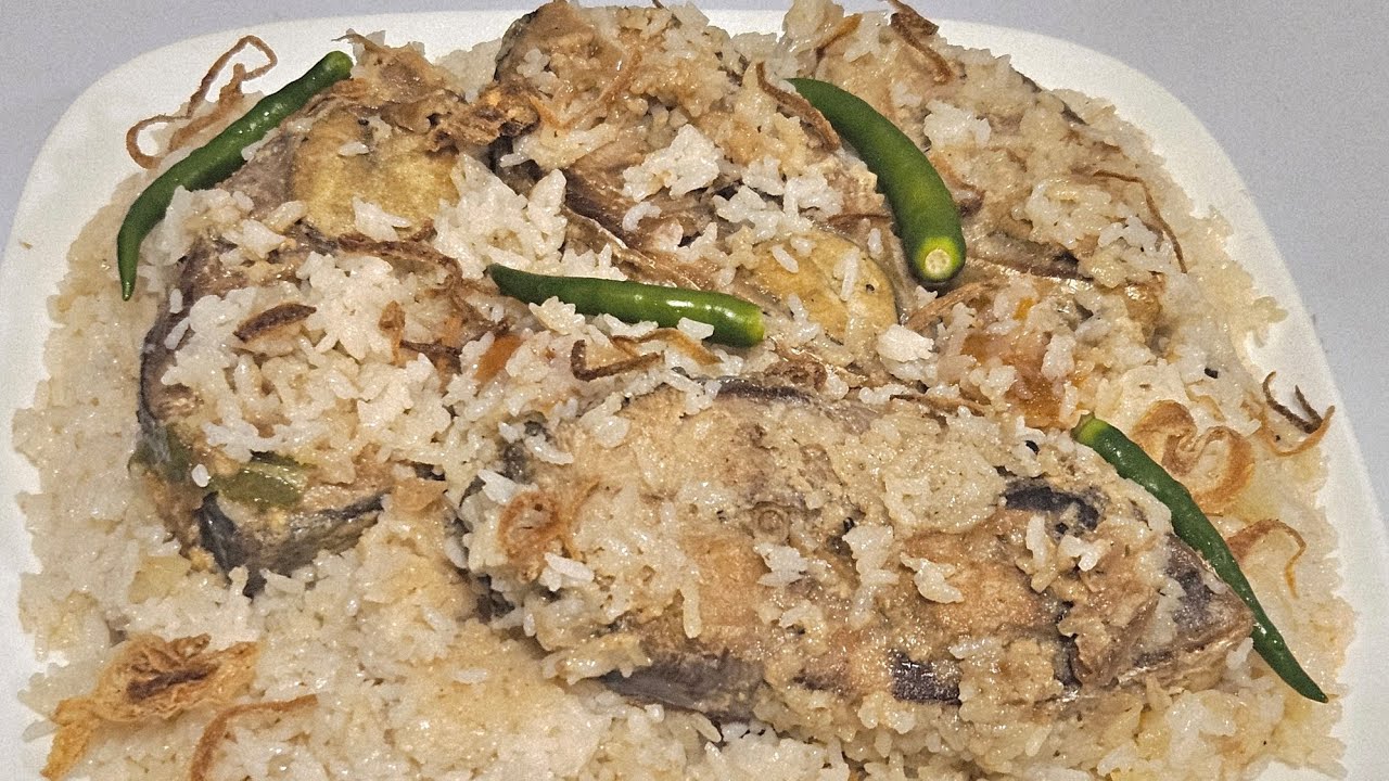 ইলিশ পোলাও ,অতি সহজ রেসিপি ,অনেক টেস্টি ,বানাবেন আর মজা করে খাবেন l
