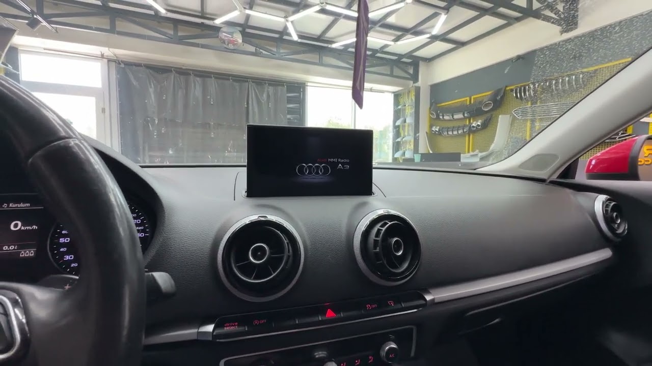 Audi A3 Ekranına CarPlay ve Android Auto Nasıl Eklenir?