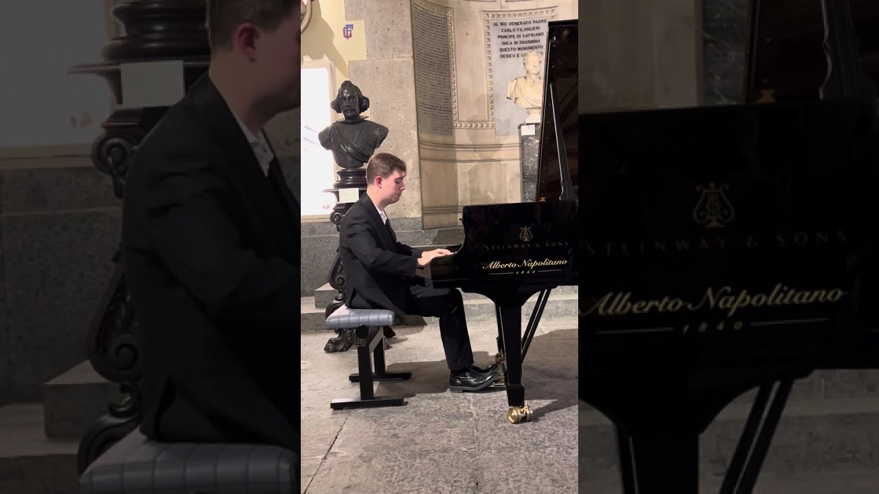 Ludwig Van Beethoven - Grande Sonate “Pathétique” Op.13 No.8 - Valentino Taormina (live from Napoli)