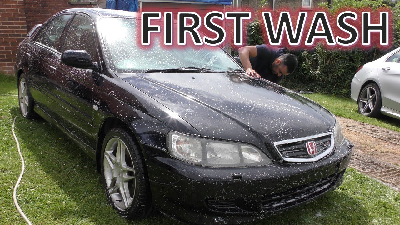 Giving My Honda Accord Type R A MUST NEED WASH!!!