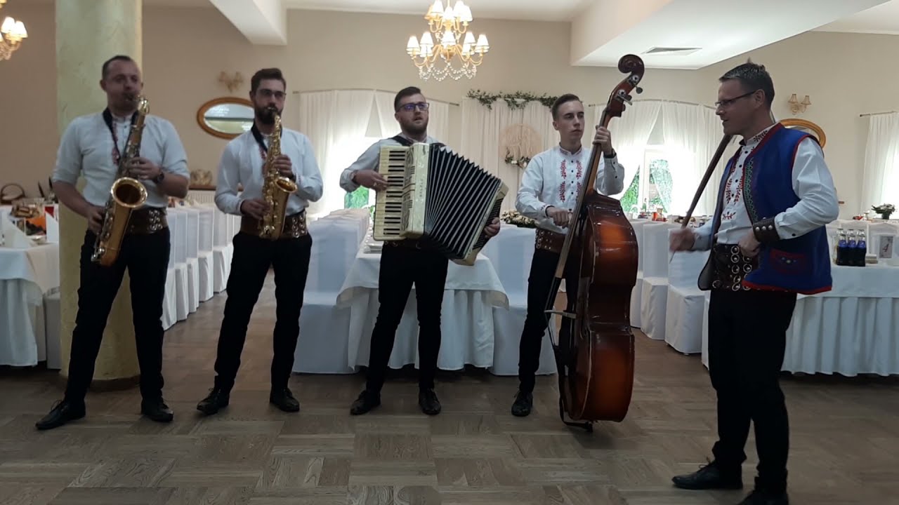 Zespół SATISFACTION Na Ludowo  - Siedziała Cyganka / Drużba Jacek Kociołek !!