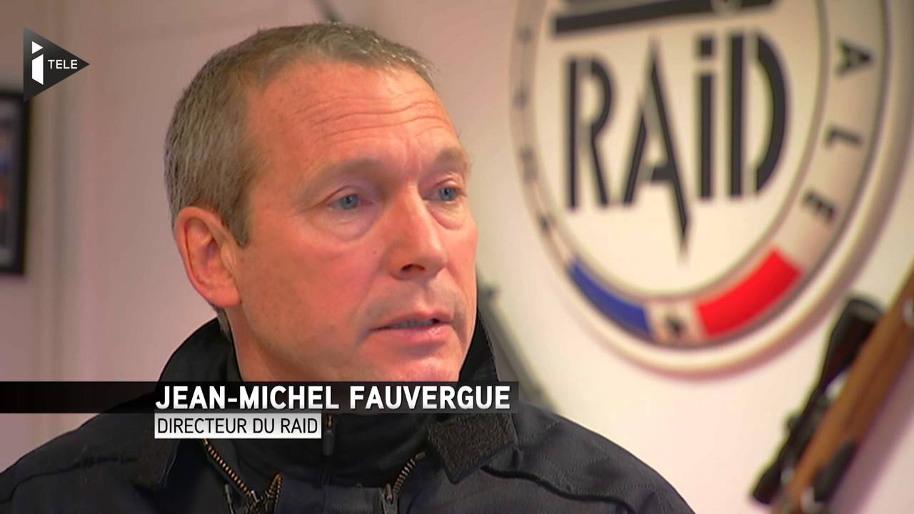 Le patron du RAID r&eacute;pond aux critiques sur l'assaut de Saint-Denis