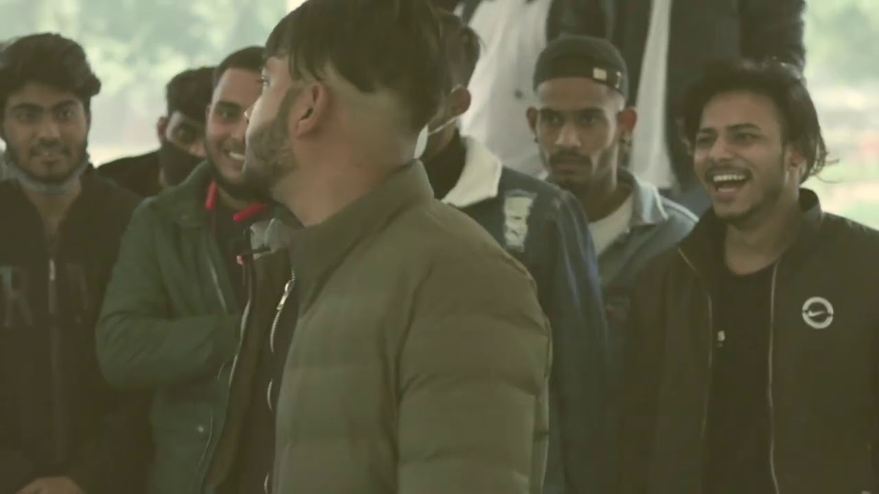 Hindi Rap Battle |  Chatur Vs Aparichit | #WARFARE