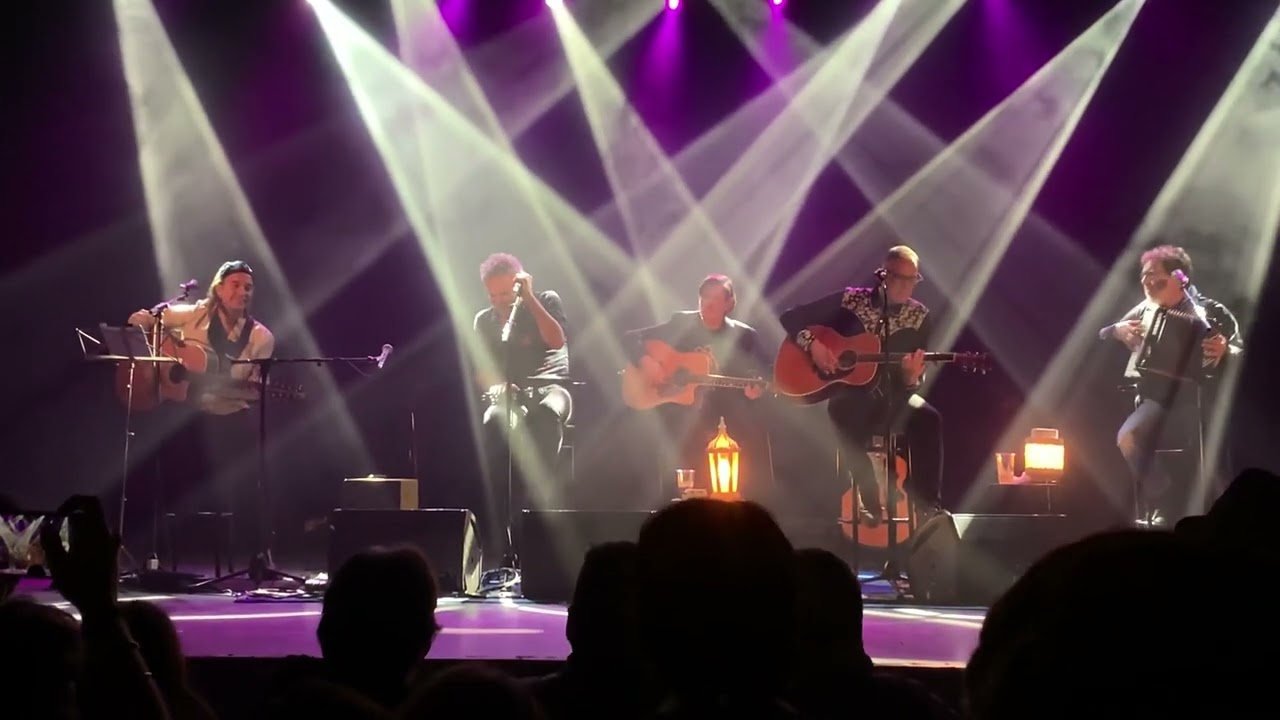 La calle del olvido - M-Clan y Los Secretos en directo por primera vez | La Riviera Madrid 25/11/21