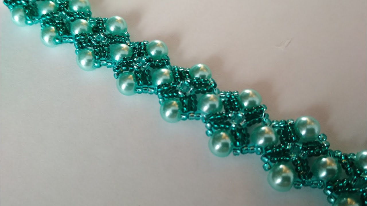 Green bracelet. DIY. Красивый браслет из бисера и бусин. МК
