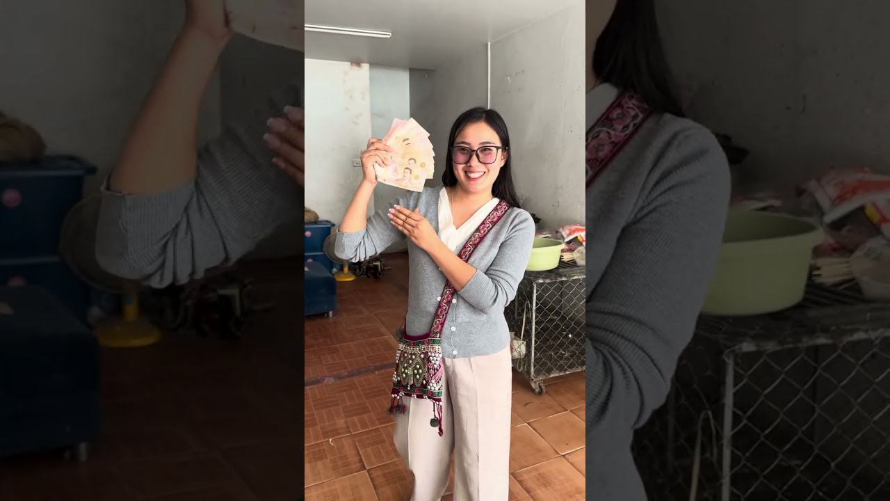 เช้านี้ ส่ง🐔ให้แม่ค้าในตลาดท่าขี้เหล็กเรียบร้อยแล้วค่ะ ได้เงินแล้วหายเหนื่อย😁 #น้องหอมท่าเดื่อ  