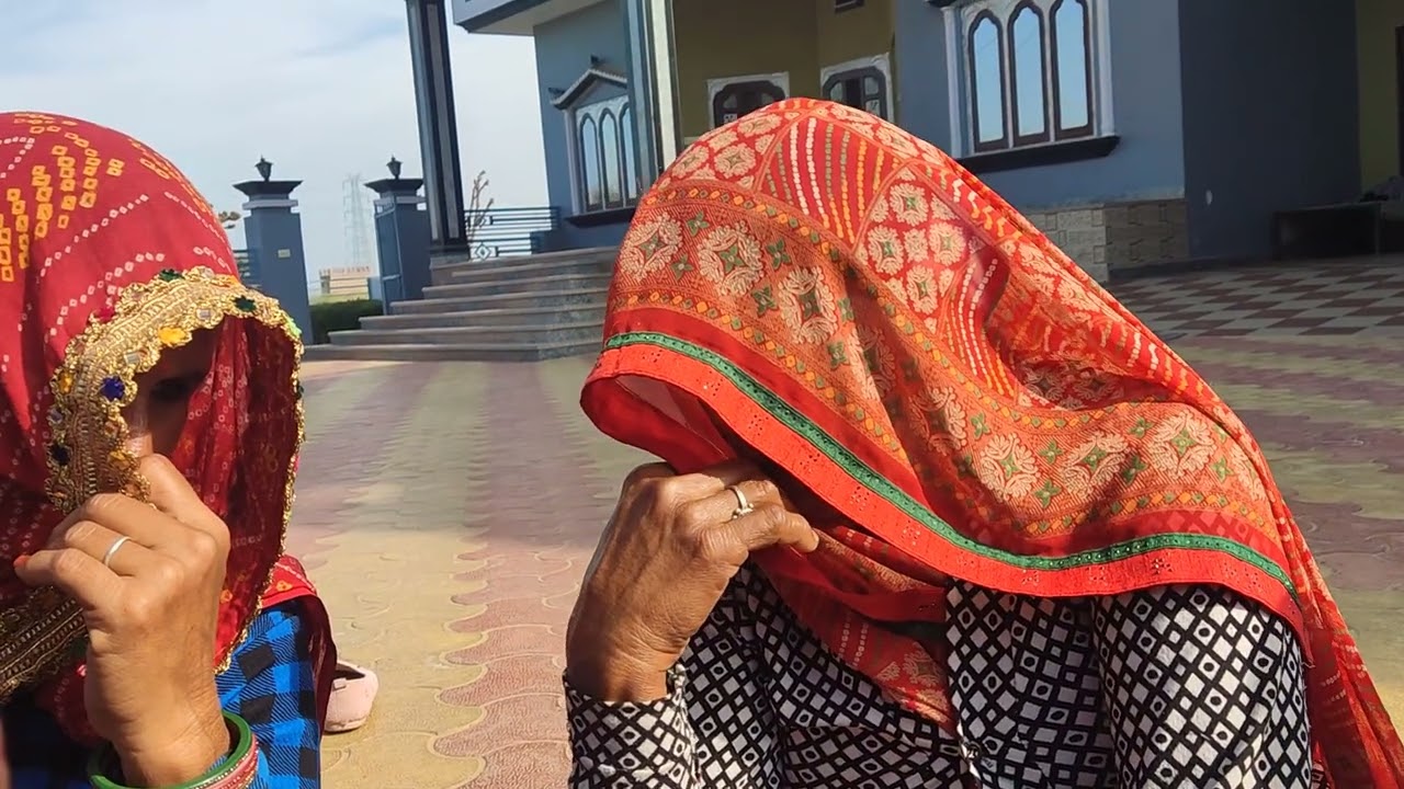 जय श्री राम जय श्री कृष्णा आज बहुत दिन बाद में एक बहुत अच्छा भजन डाल रही हूं भगीरथ है सुनोसा महला dh