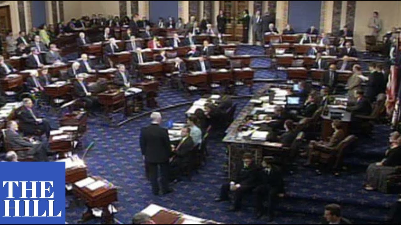 Сенатор-республиканец выносит NDAA на голосование