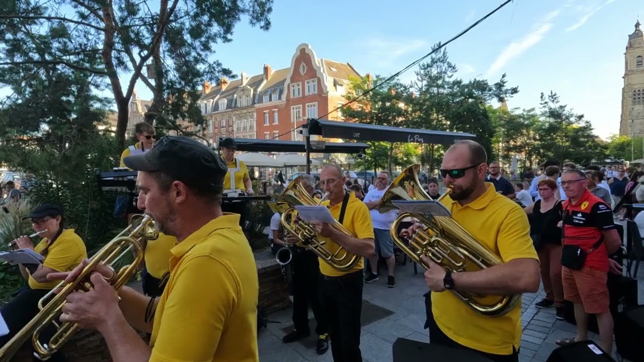 THE BONEY M avec la Batterie Fanfare de Cambrai
