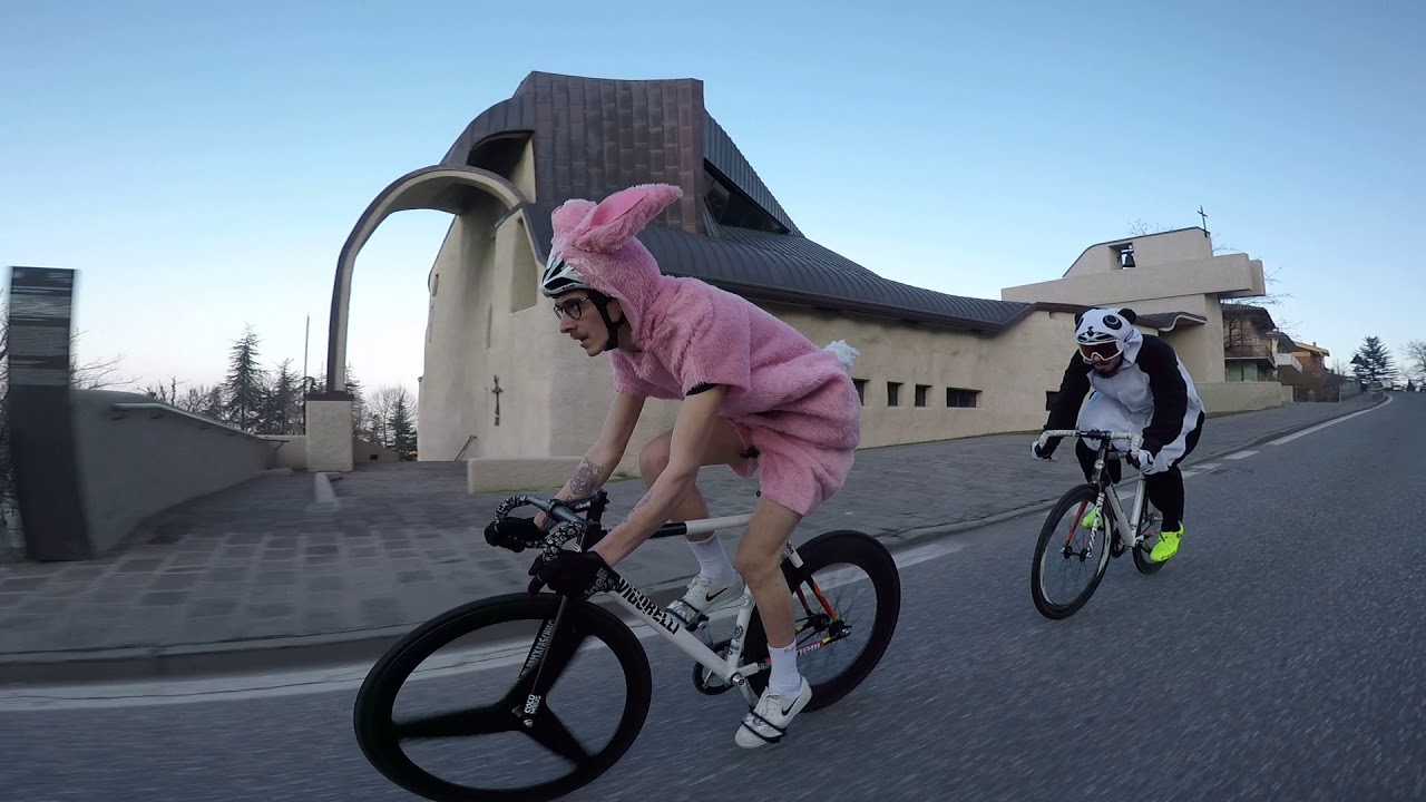Full video - Panda vs Rabbit - Incredible Hillbombing . Wolfbotts and Michael War