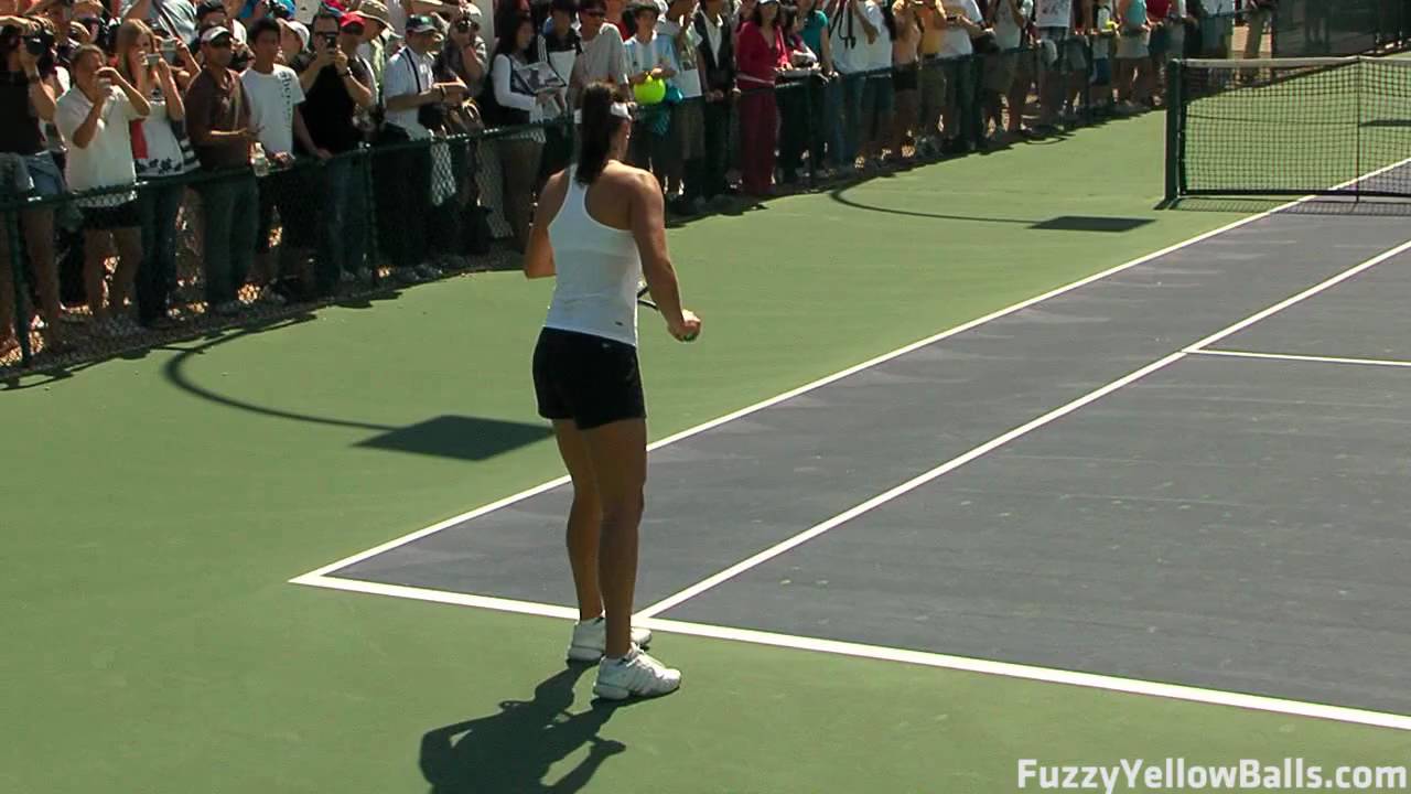Ana Ivanovic hitting in High Definition (Video 1)