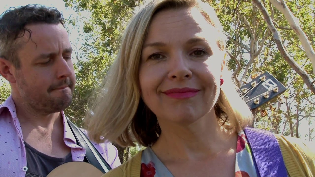 Dancing Face - Justine Clarke