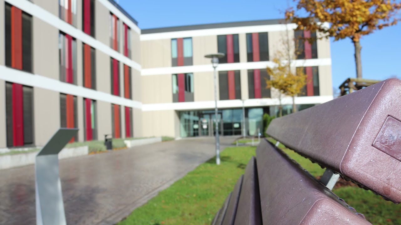 Rundgang über das Gelände des Bezirkskrankenhauses Bayreuth