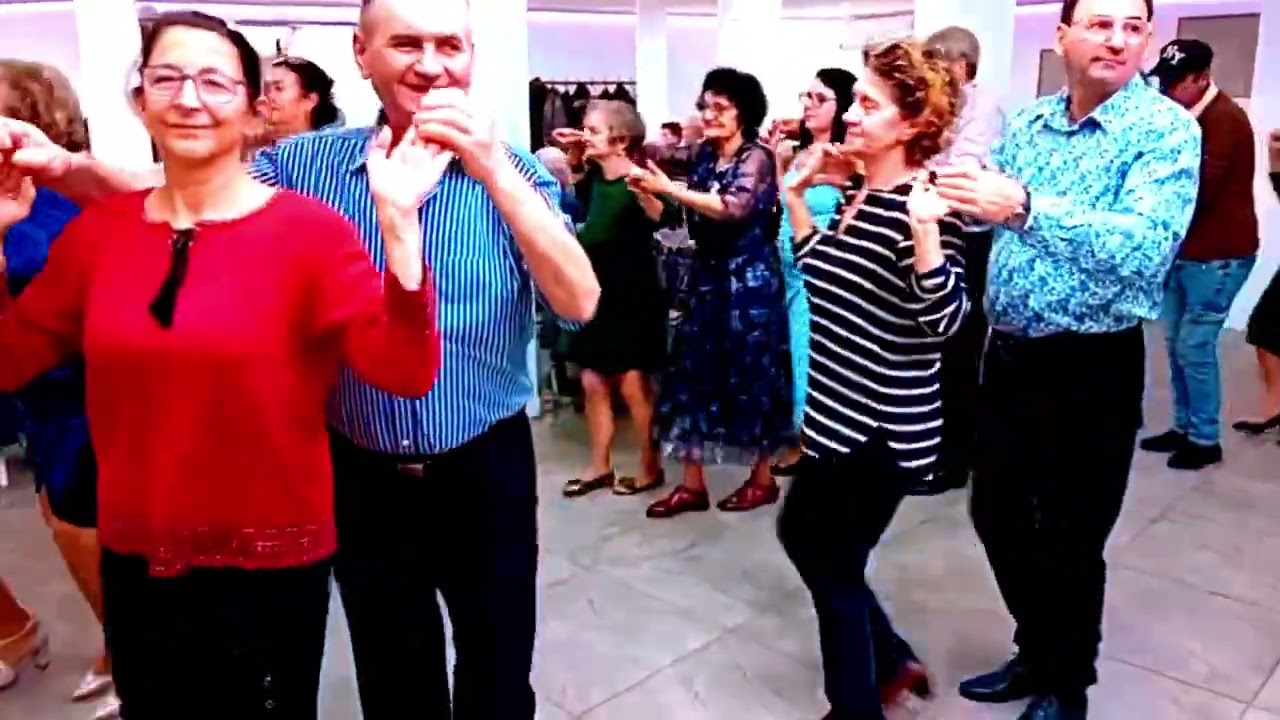 Balul Pensionarilor din Reșița &ndash; O seară plină de voie bună și muzică