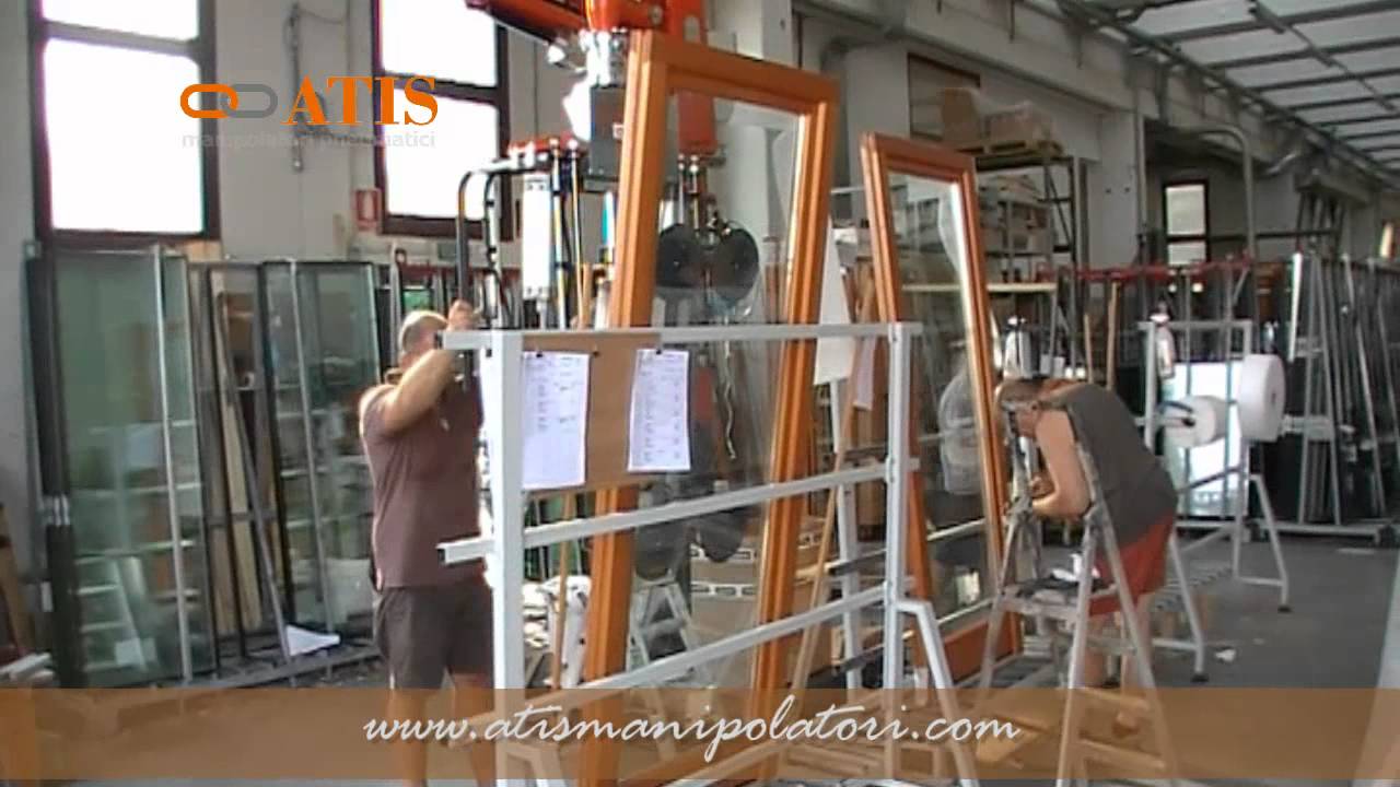 Manipolatore pneumatico vetro e serramento- pneumatic manipulator for glass and window