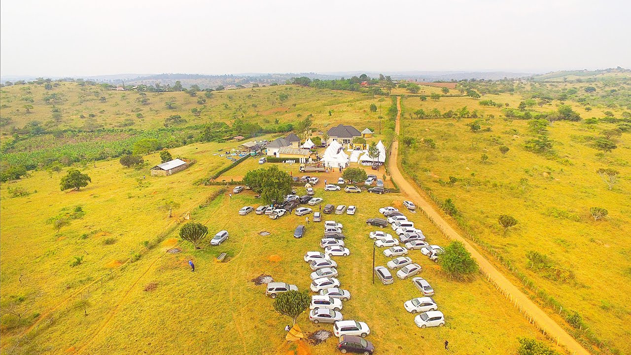 Okuhingira Apofia Omurusheshe. 