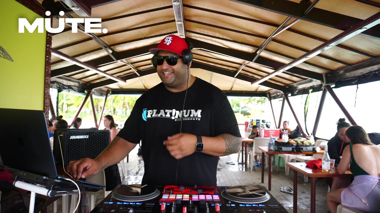 We Played 90s & 2000s Classics on a Boat in Aitutaki | MÜTE Ep.25 - OFOSHO