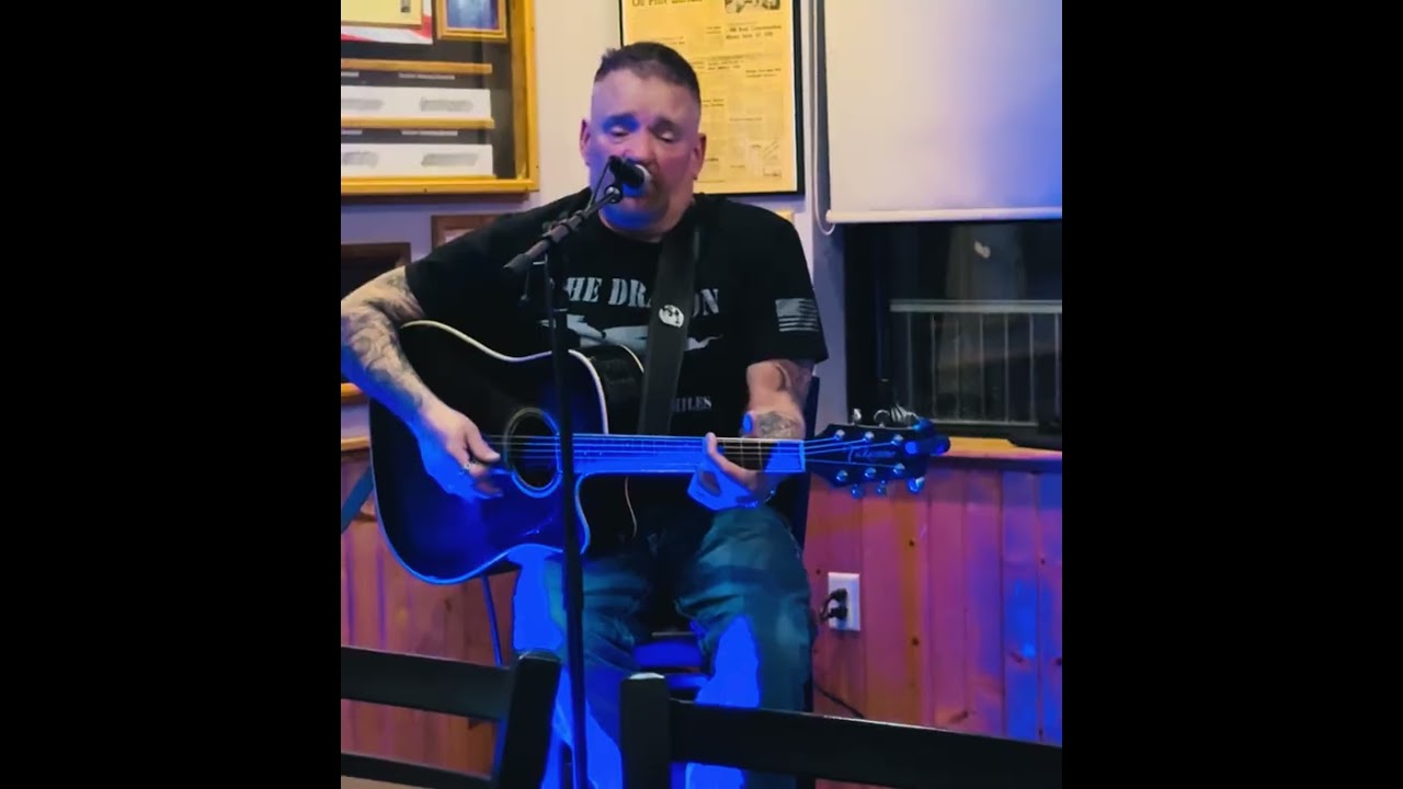 Eddie Beavers covering Zach Top’s ‘Use Me’