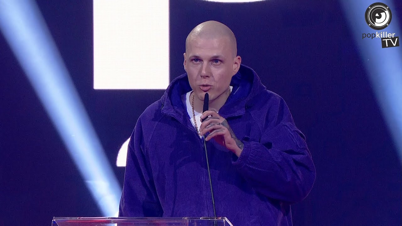 Szpaku odbiera nagrodę Rapera Roku! 