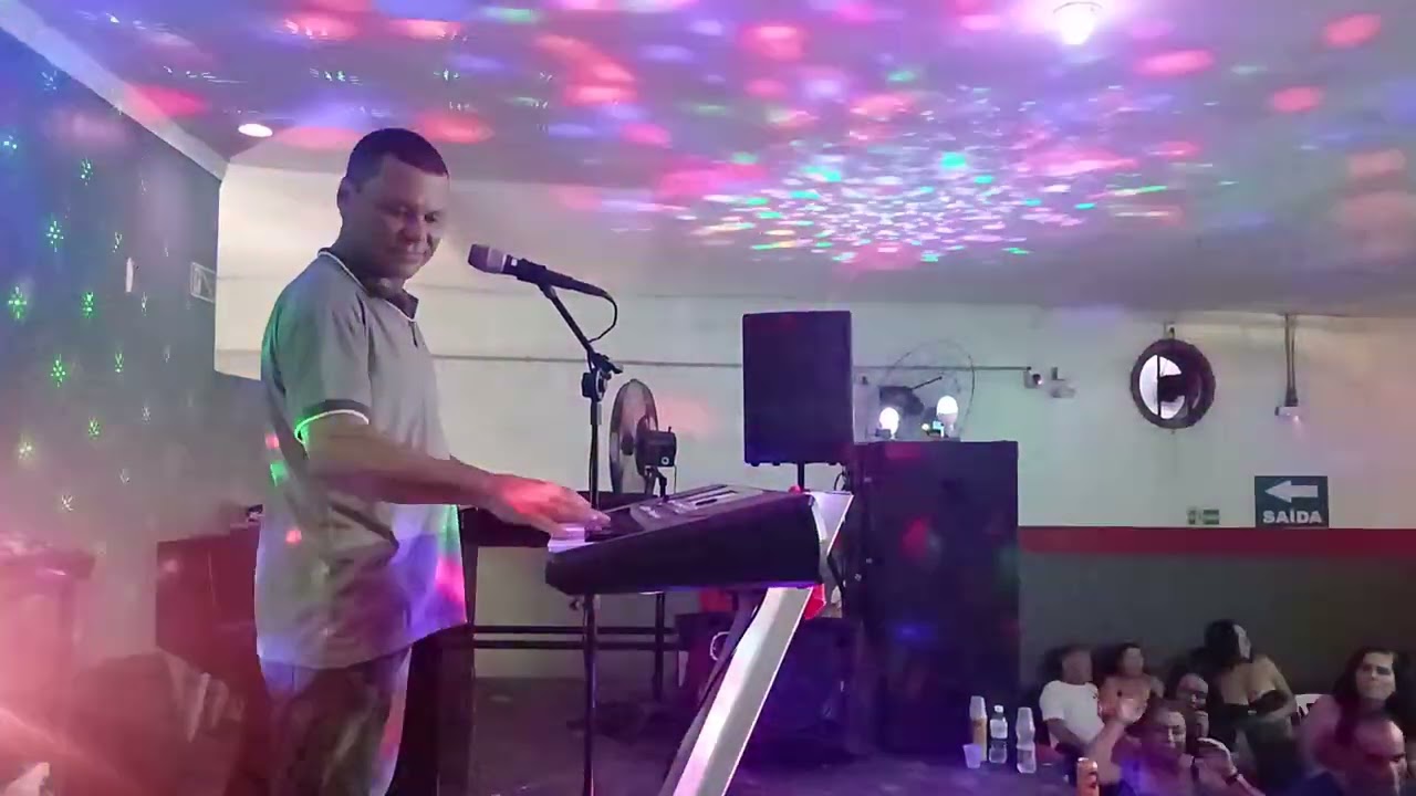 Show muito bom #piaudoforro #bailao #festa #terraços #show #música #forró #baile 