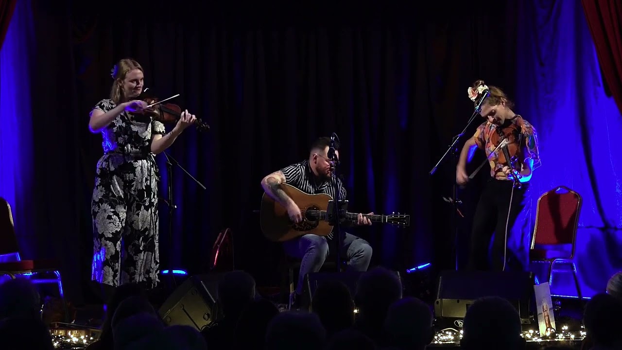 Malin Lewis at The Live Room at Saltaire