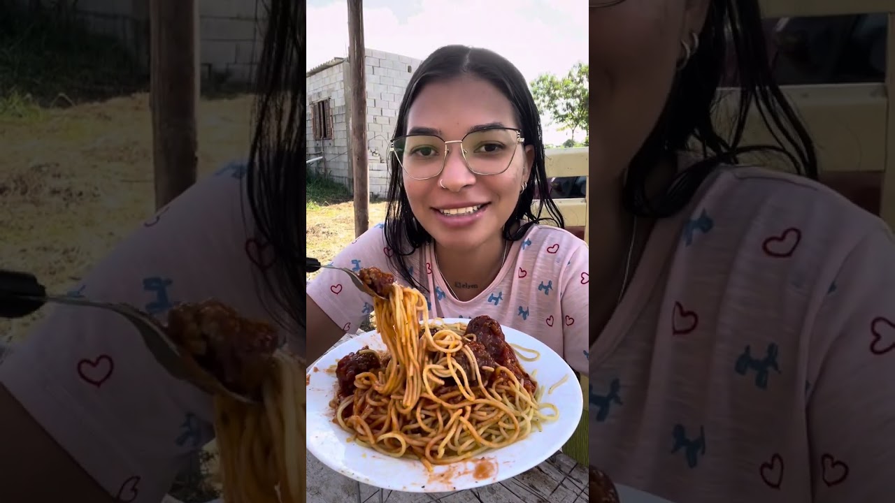 MACARRÃO COM ALMÔNDEGAS ALMOÇO DE HOJE