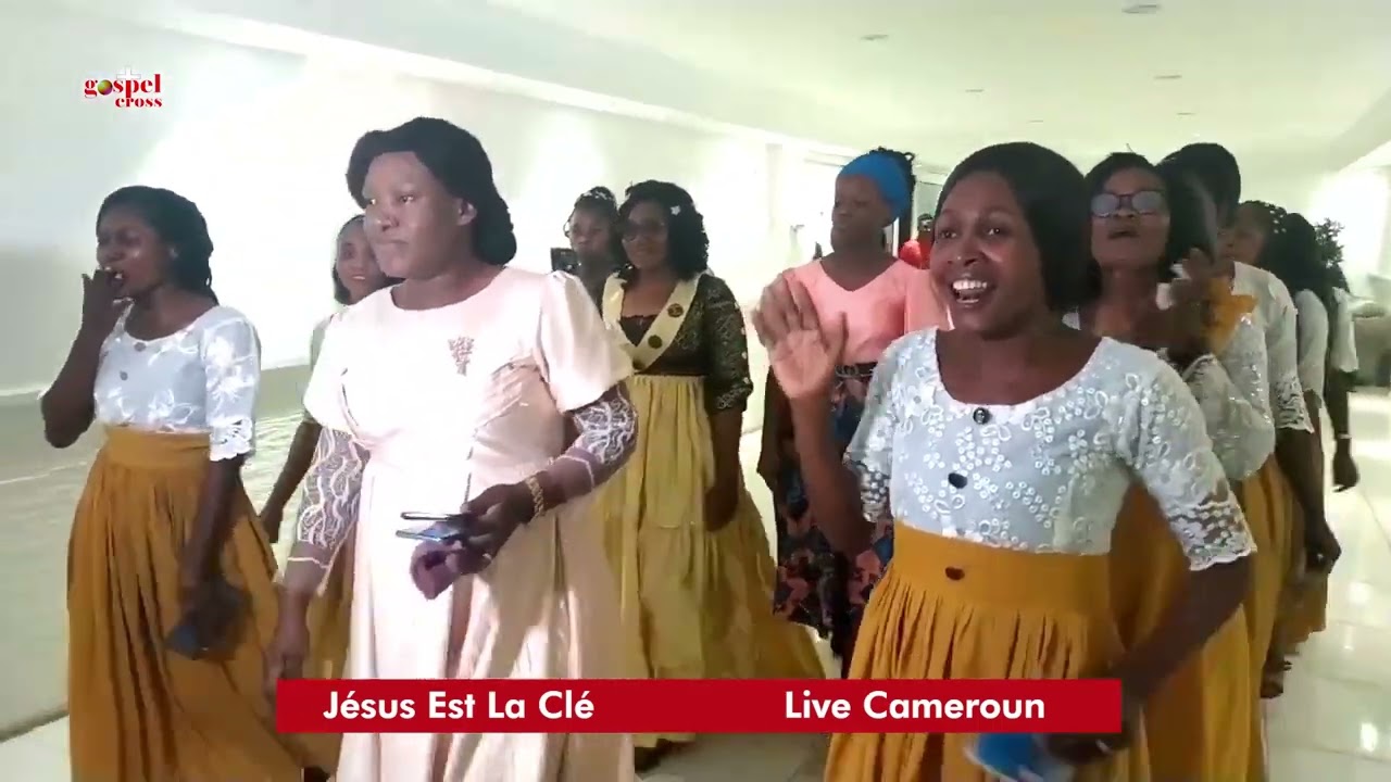 THÉTHÉ MAKABI ENFLAMME UN GRAND PUBLIC AU CAMEROUN 🇨🇲