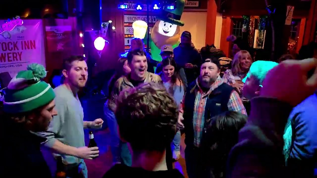 Blue Matter Short Clips from the evening with people Dancing   Woostock Station 03 13 2026